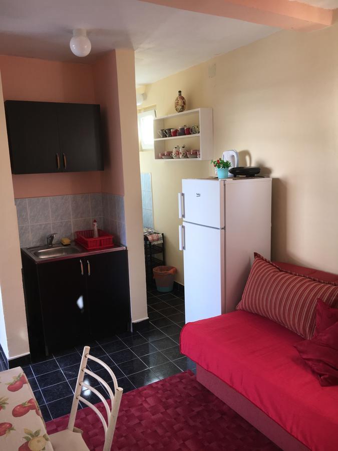 Apartman Tatjana Сутоморе Экстерьер фото