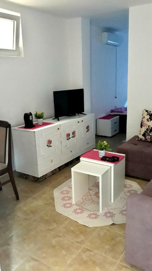 Apartman Tatjana Сутоморе Экстерьер фото